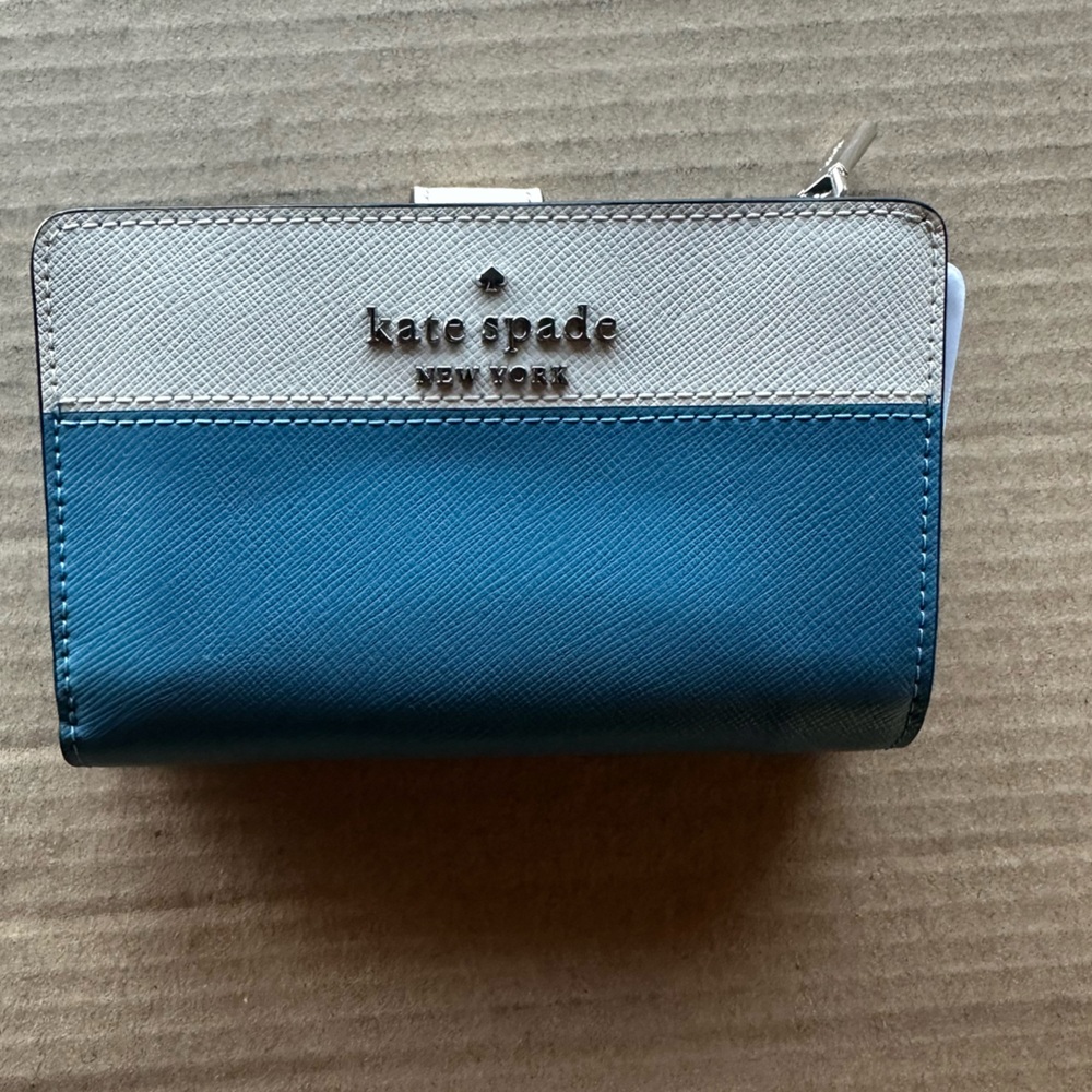 Small Kate Spade Wallet